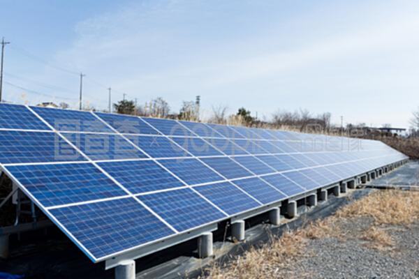 农村太阳能电池板 点亮绿色生活的技术服务新篇章